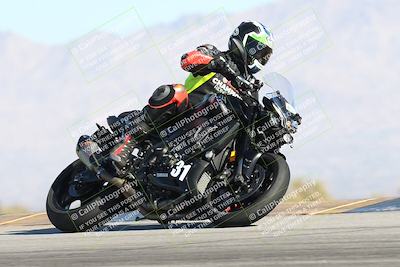 media/Dec-04-2025-Racers Edge (Thu) [[5ebc9f124d]]/3-B Group/4-Session 2 (Turn 9 Entry)/